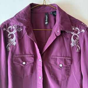 Elegant Plum/Purple Embroidered western Button Down, cowgirl Shirt, Sz M